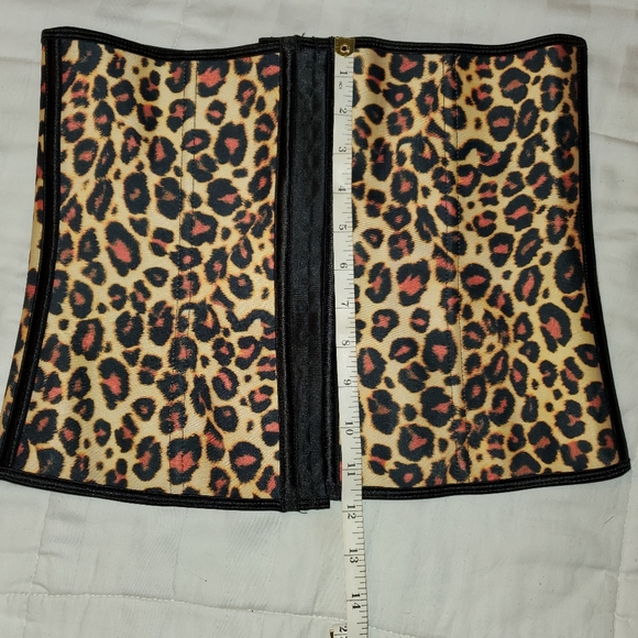 Waist Shaperz Waist Trainer - Picture 2 of 4